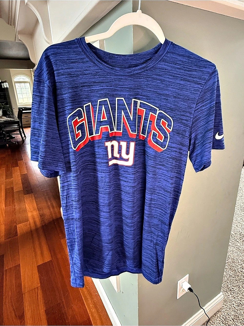 Nike Dri-FIT Giants NY Graphic Tee Blue & Red Small NWOT